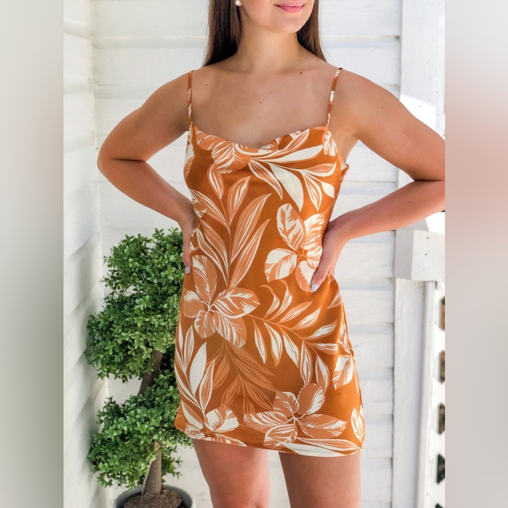 Orange and White Floral Silk Mini/Short Dress for Summer with Adjustable Straps - Picture 3 of 9
